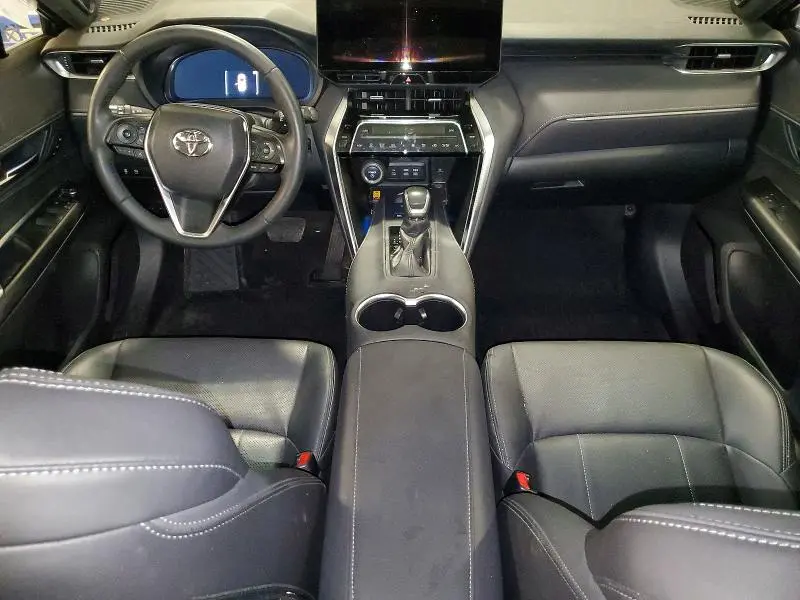 2024 TOYOTA VENZA LIMITED  