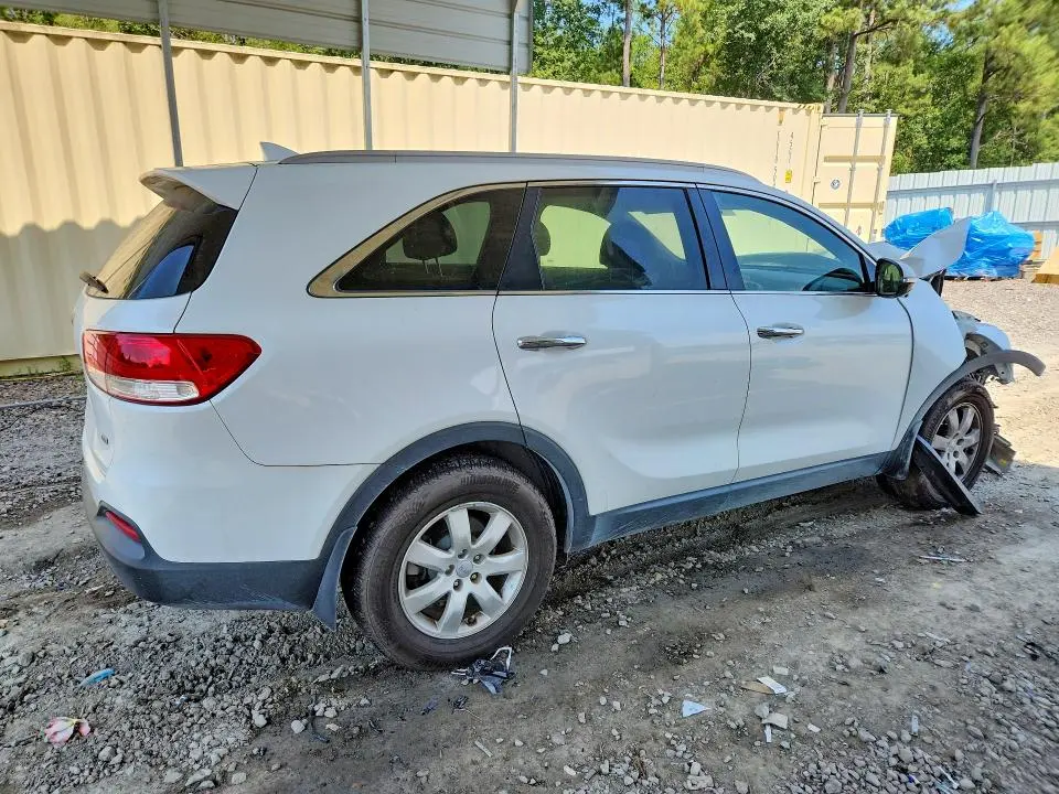 2018 KIA SORENTO LX  