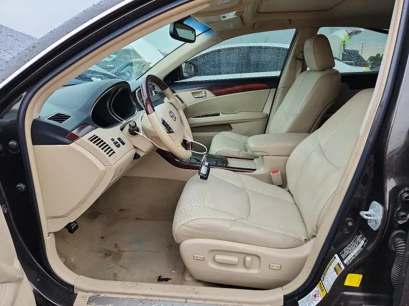 2011 TOYOTA AVALON LIMITED  