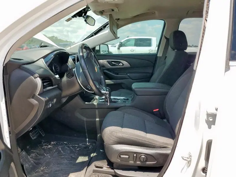 2020 CHEVROLET TRAVERSE LT  