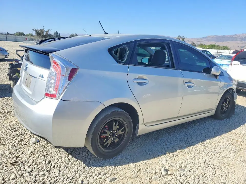 2015 TOYOTA PRIUS TWO  