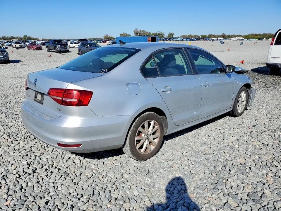2015 VOLKSWAGEN JETTA SE  