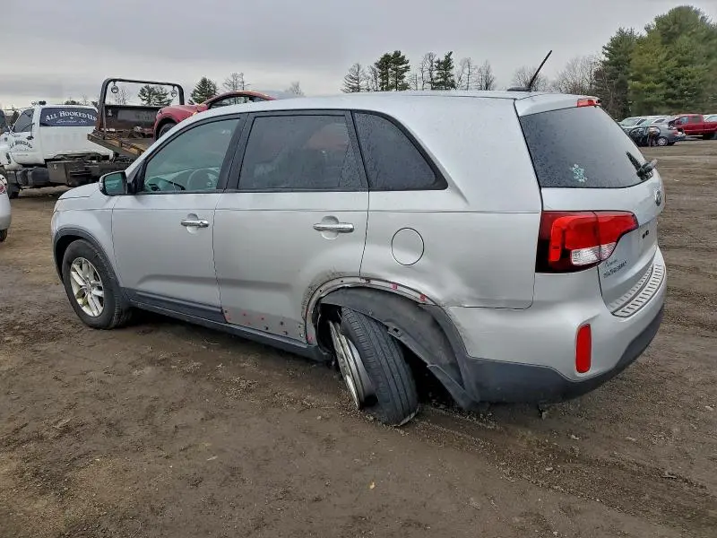 2015 KIA SORENTO LX  