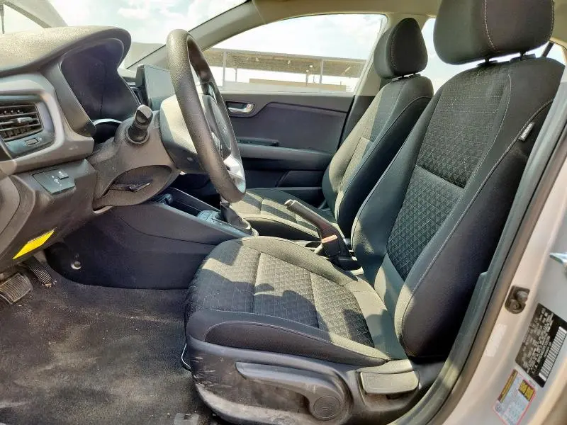 2023 KIA RIO LX  