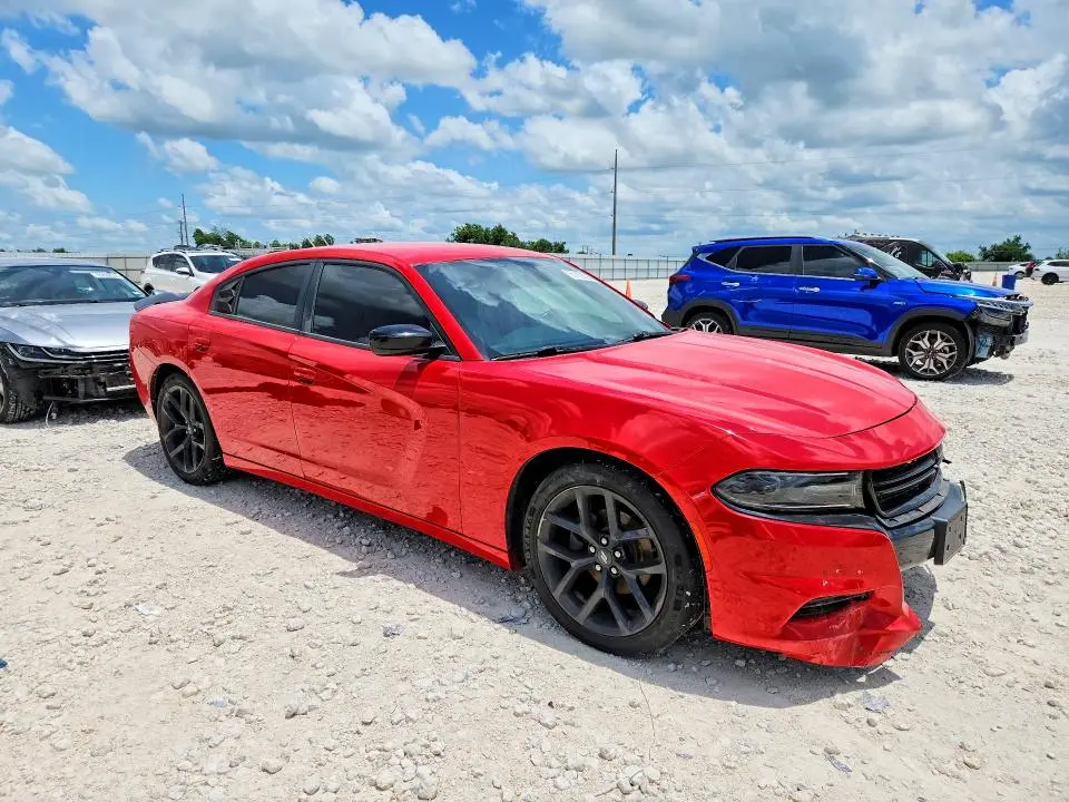 2020 DODGE CHARGER SXT  