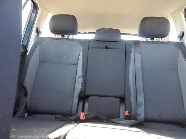 2018 VOLKSWAGEN TIGUAN S  