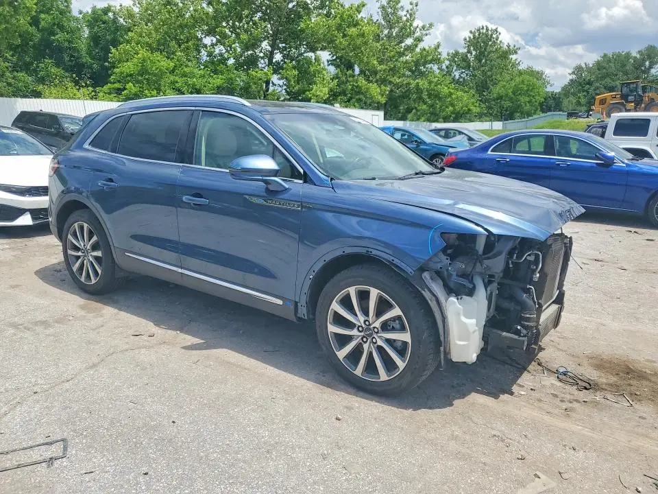 2019 LINCOLN NAUTILUS SELECT  