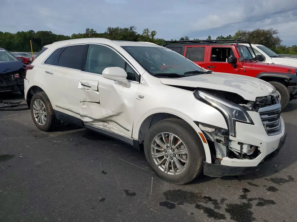 2017 CADILLAC XT5 LUXURY  