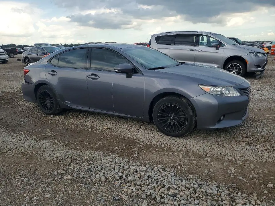 2015 LEXUS ES 300H  
