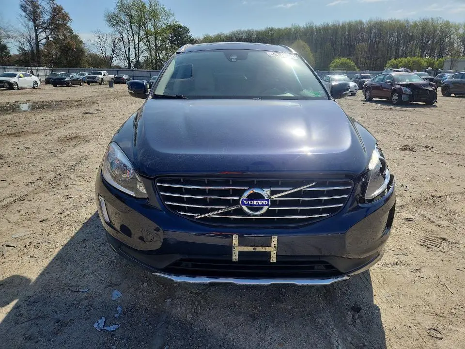 2015 VOLVO XC60 T6 PREMIER  