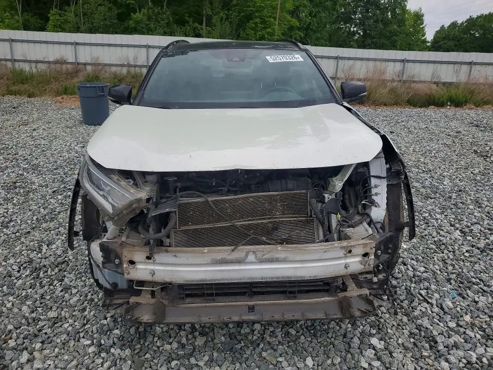 2021 TOYOTA RAV4 XSE  