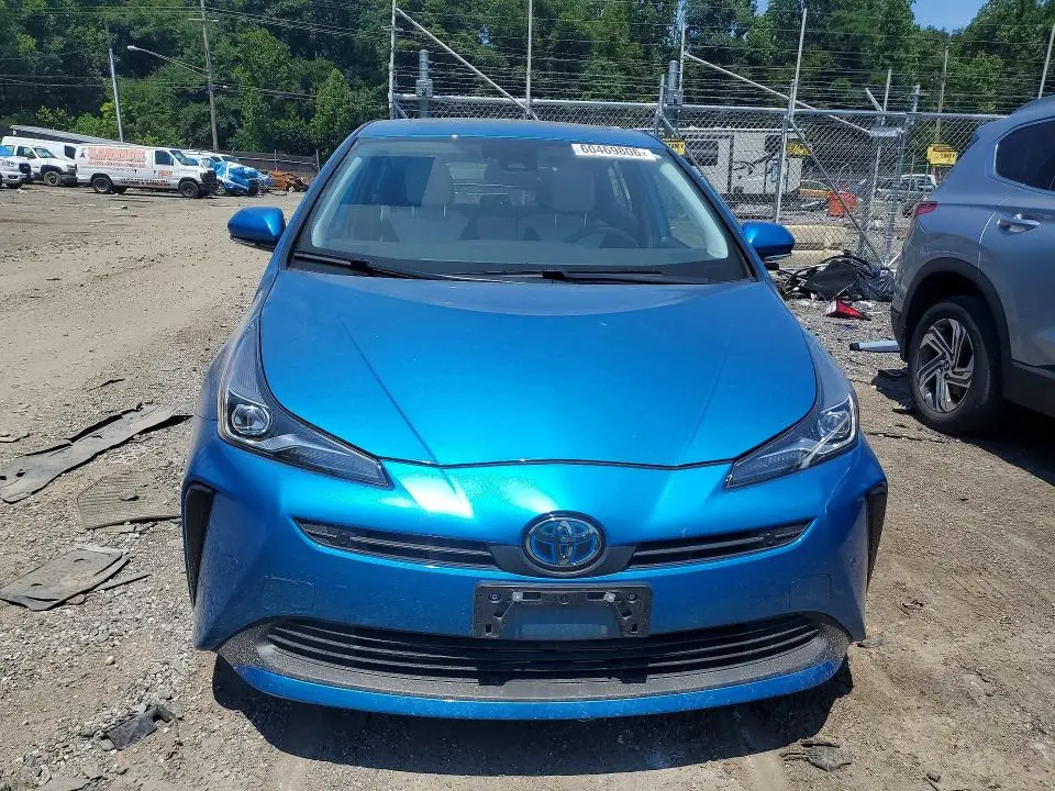 2021 TOYOTA PRIUS XLE  
