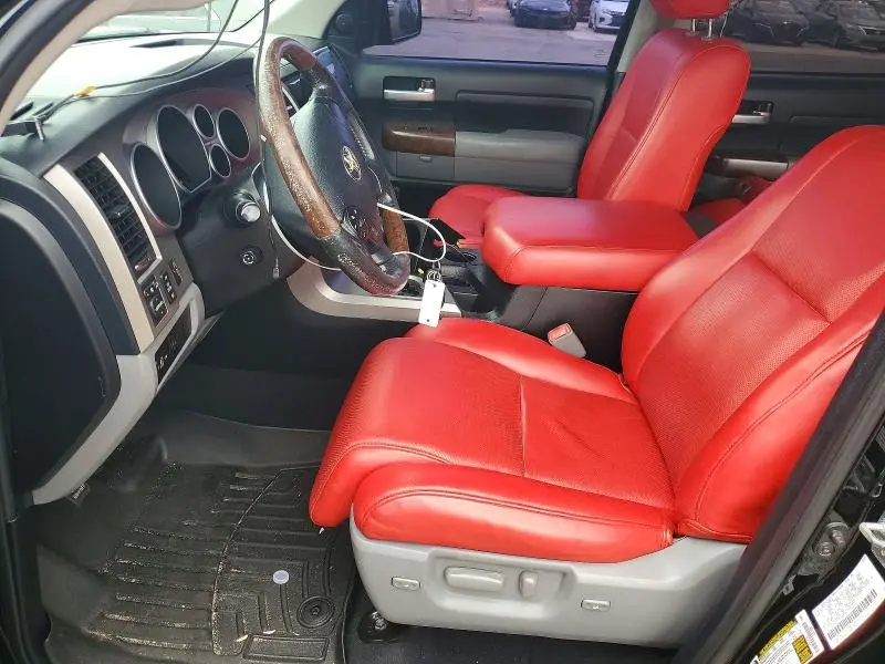 2013 TOYOTA TUNDRA PLATINUM  