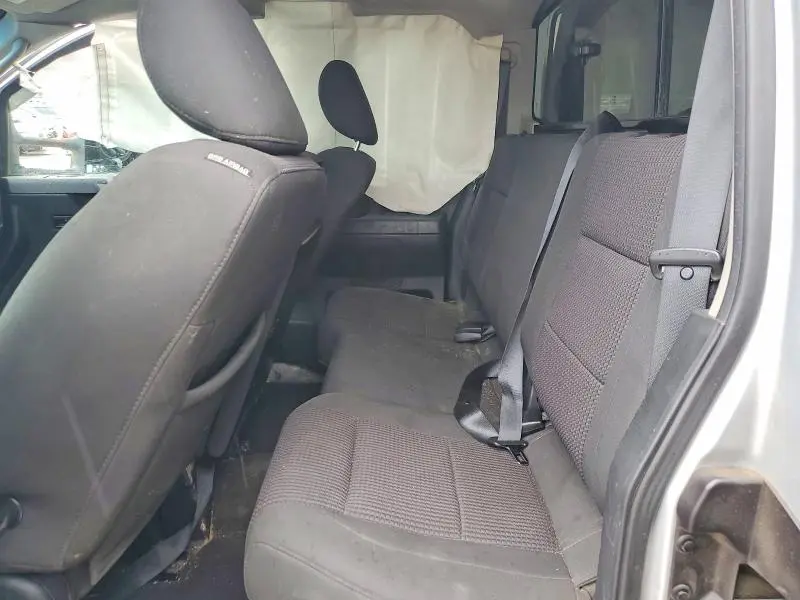 2010 NISSAN TITAN XE  