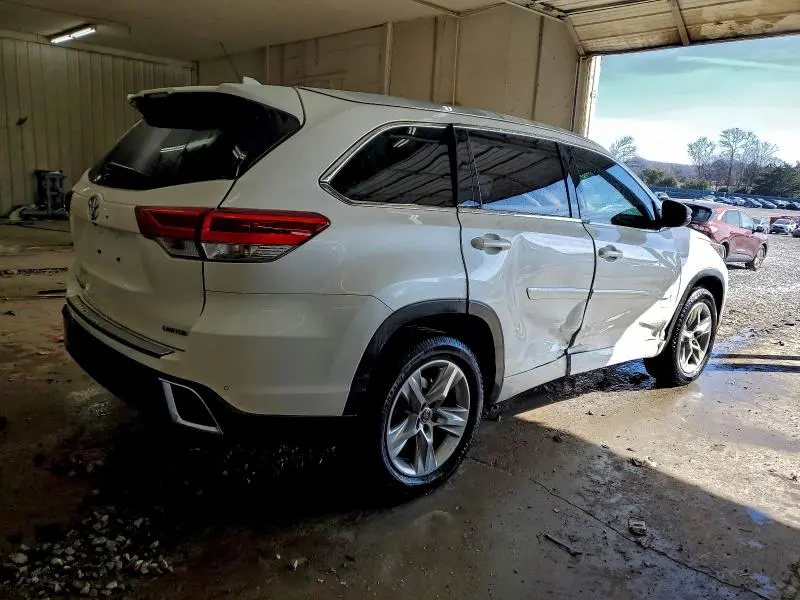2018 TOYOTA HIGHLANDER LIMITED  