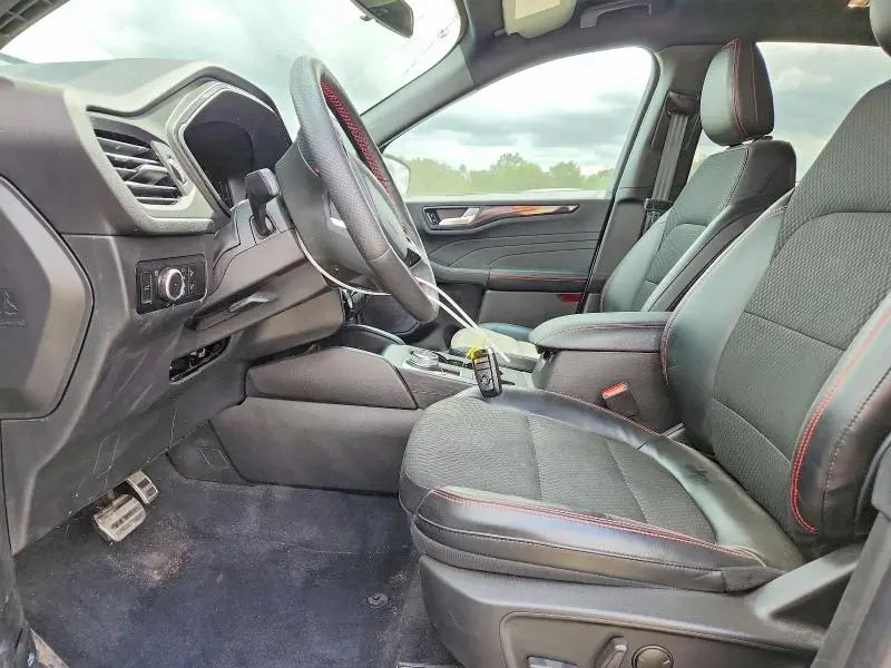 2023 FORD ESCAPE ST LINE  