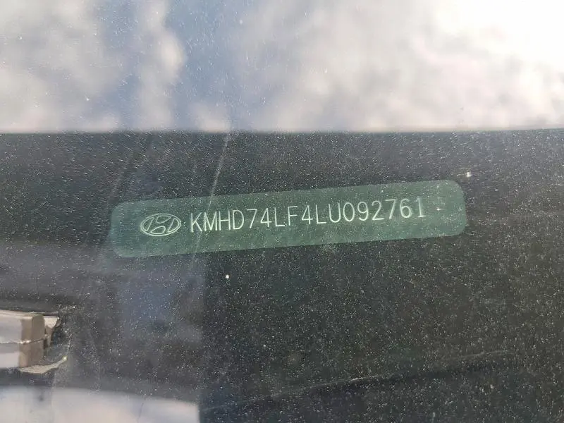 2020 HYUNDAI ELANTRA SE  
