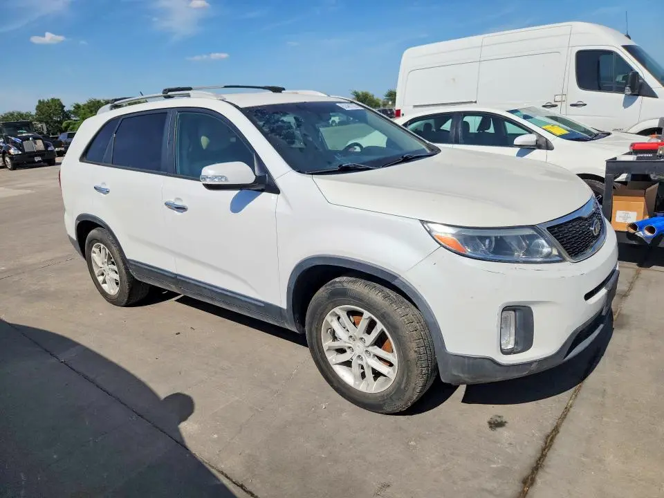 2014 KIA SORENTO LX  
