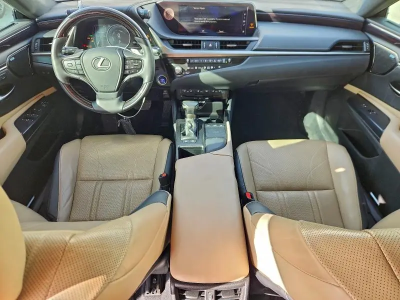 2021 LEXUS ES 300H ULTRA LUXURY  