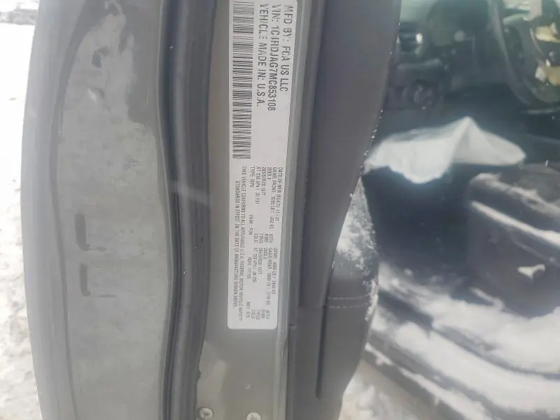 2021 DODGE DURANGO SXT  