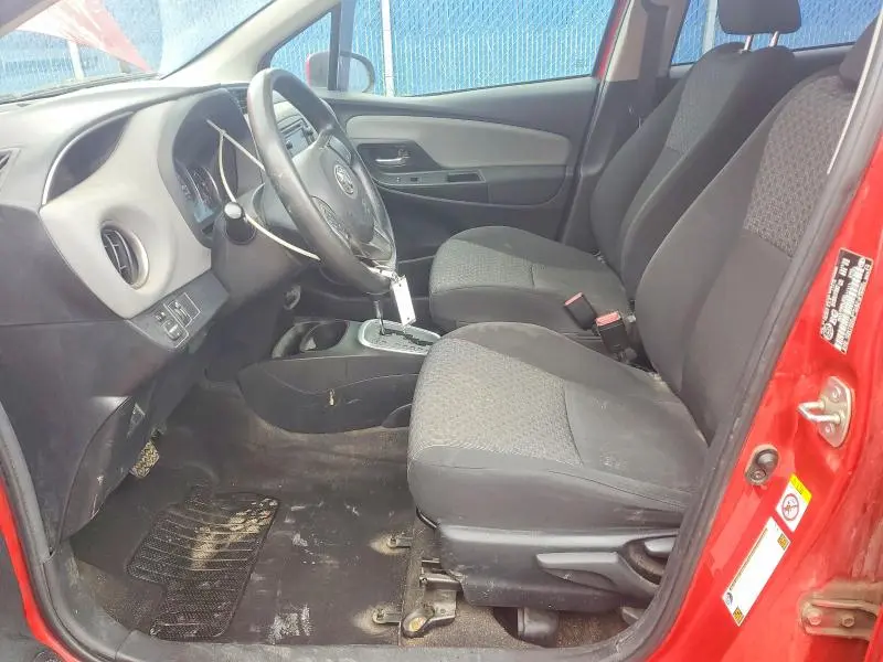 2017 TOYOTA YARIS 5-DOOR L  