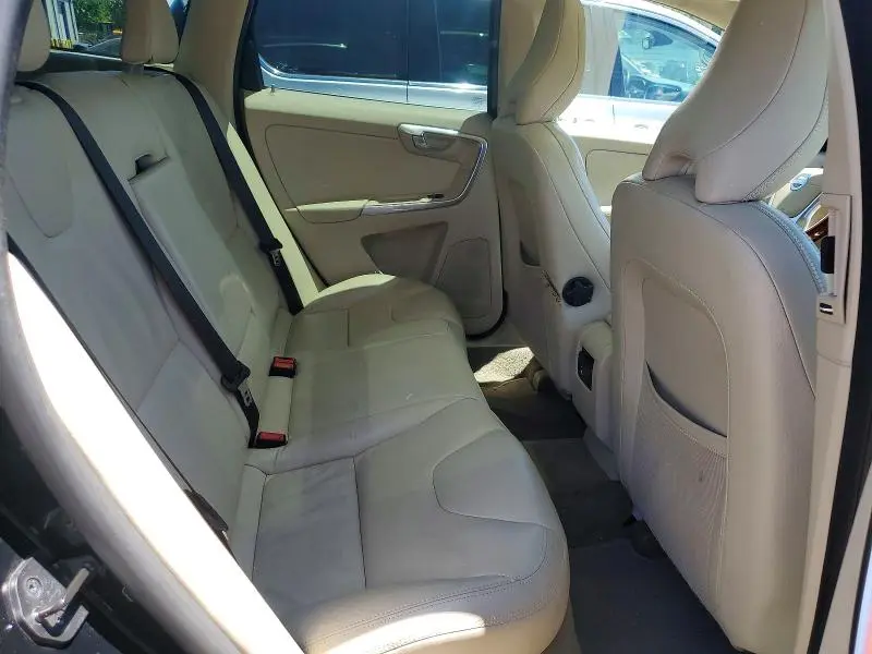 2012 VOLVO XC60 3.2  