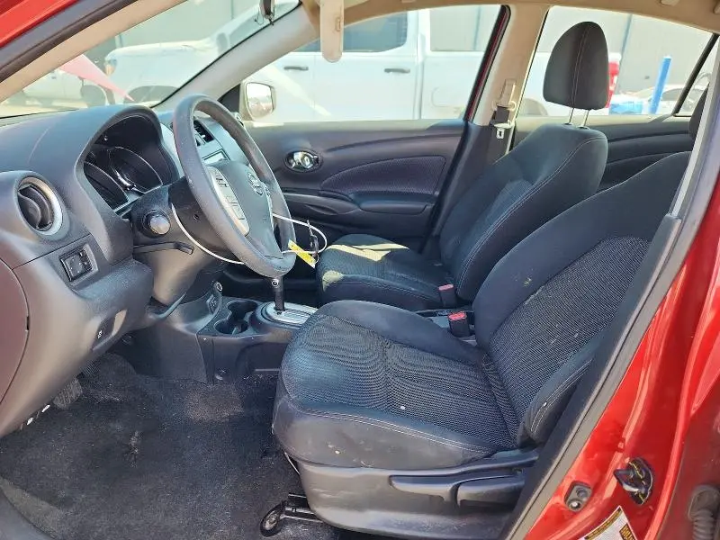 2019 NISSAN VERSA SV  