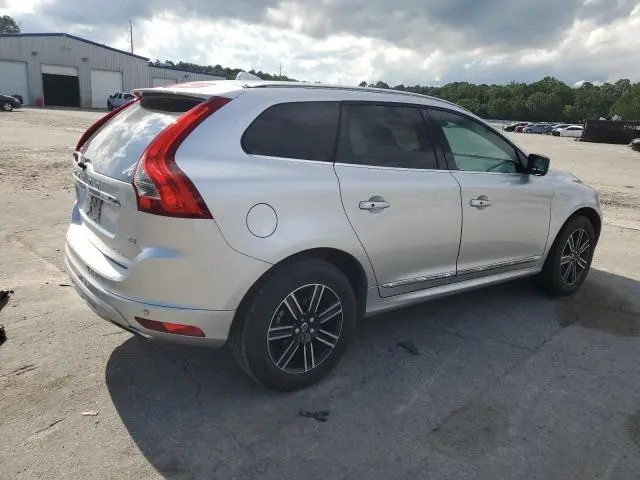 2017 VOLVO XC60 T5 DYNAMIC  