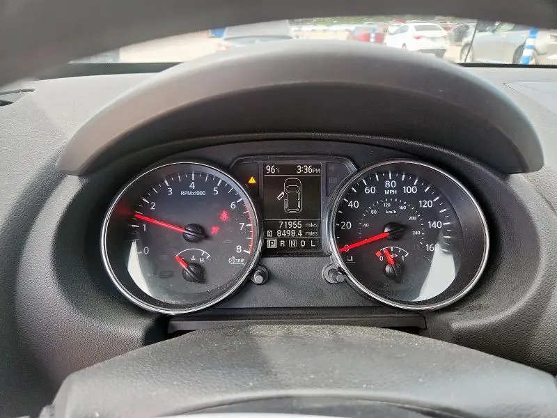 2013 NISSAN ROGUE S  