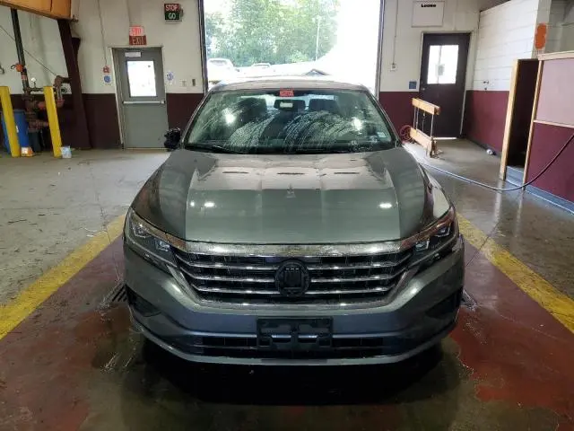 2021 VOLKSWAGEN PASSAT S  