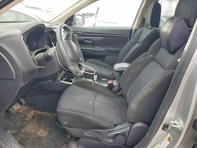 2019 MITSUBISHI OUTLANDER ES  