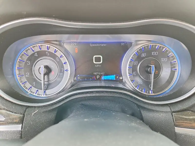 2016 CHRYSLER 300C   