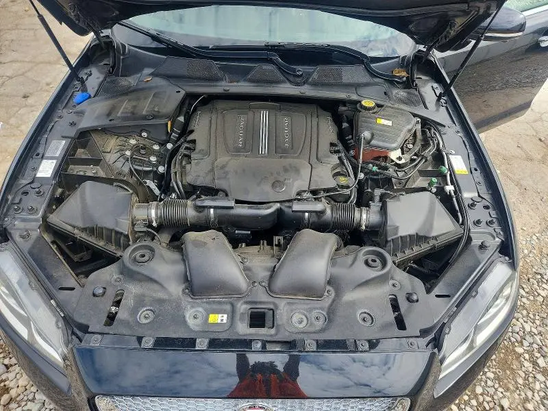 2016 JAGUAR XJL PORTFOLIO  