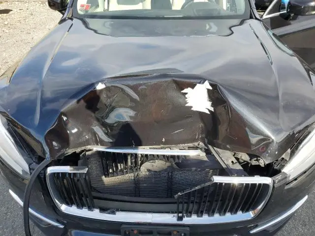 2019 VOLVO XC90 T6 MOMENTUM  