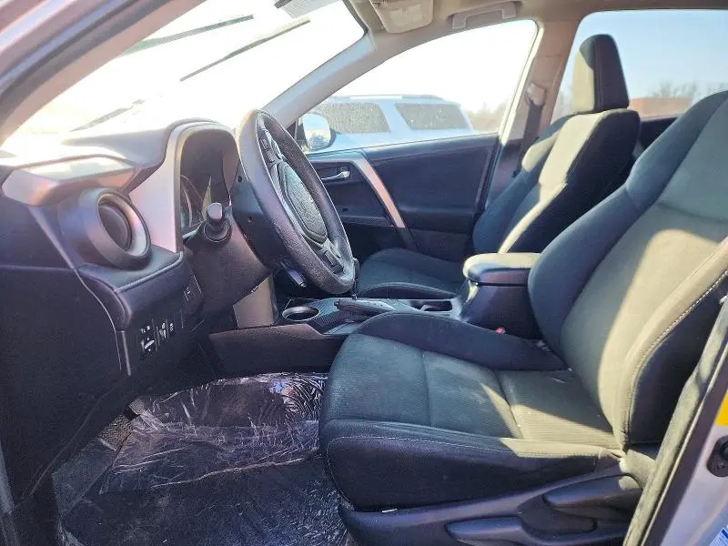 2015 TOYOTA RAV4 XLE  