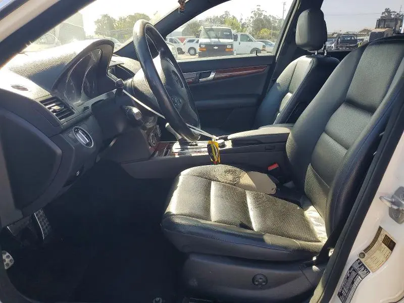 2011 MERCEDES-BENZ C 300  