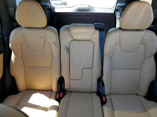 2018 VOLVO XC90 T6  