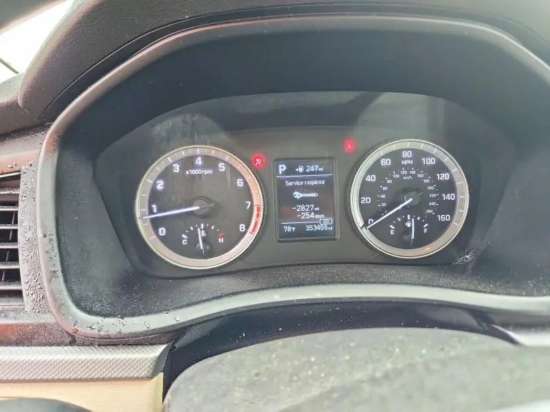 2018 HYUNDAI SONATA SE  