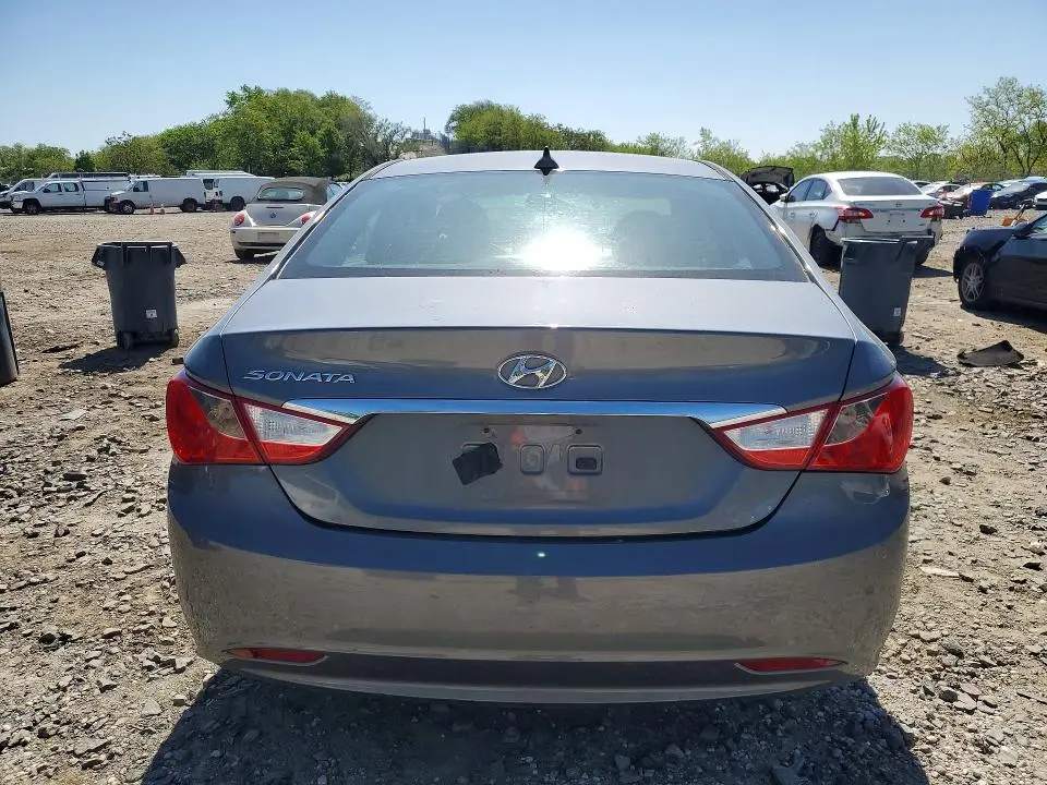 2013 HYUNDAI SONATA GLS  
