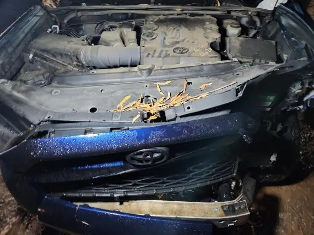 2019 TOYOTA 4RUNNER SR5  