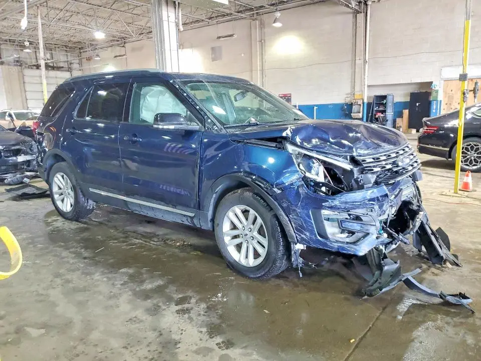 2017 FORD EXPLORER XLT  
