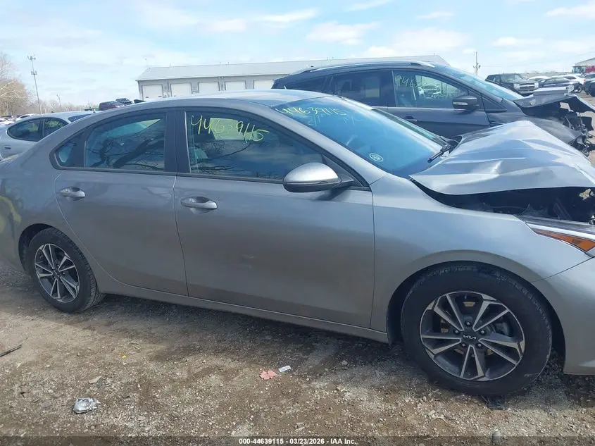 2022 KIA FORTE LXS