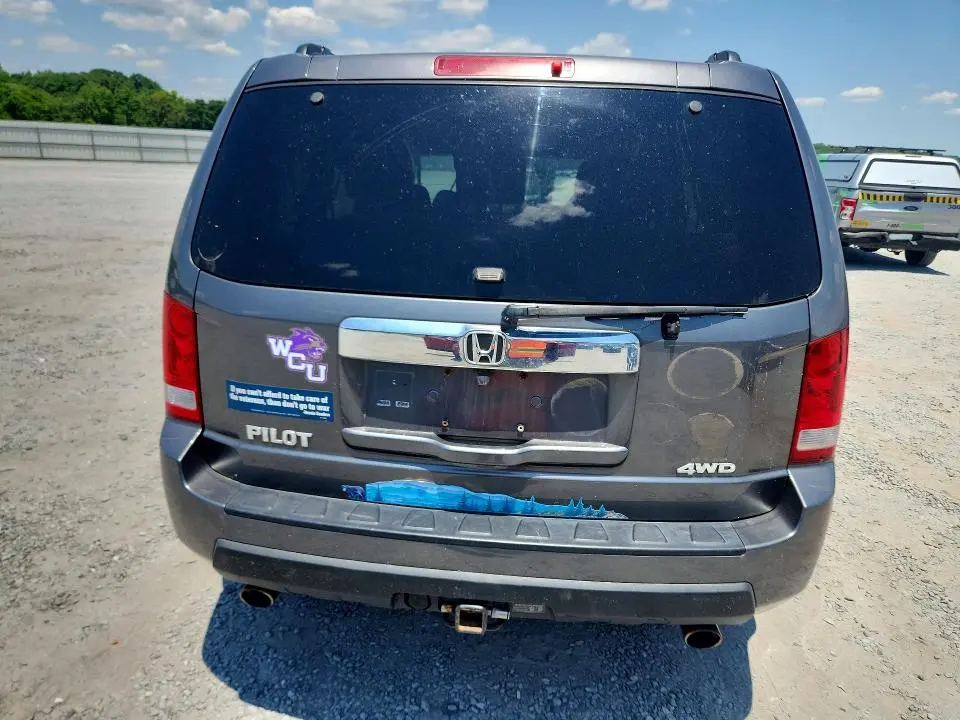 2011 HONDA PILOT EX  