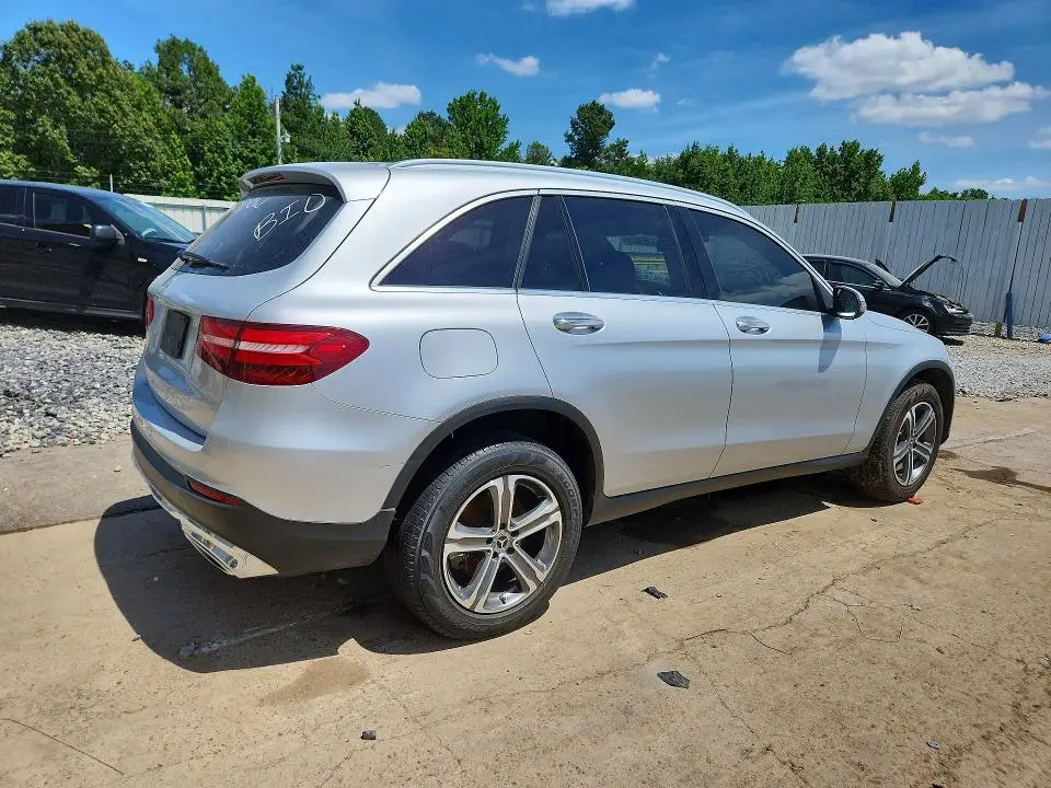 2017 MERCEDES-BENZ GLC 300  