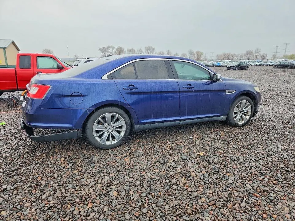 2011 FORD TAURUS LIMITED  