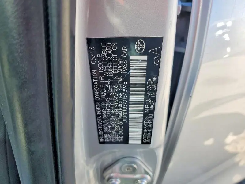 2013 TOYOTA PRIUS C TWO  
