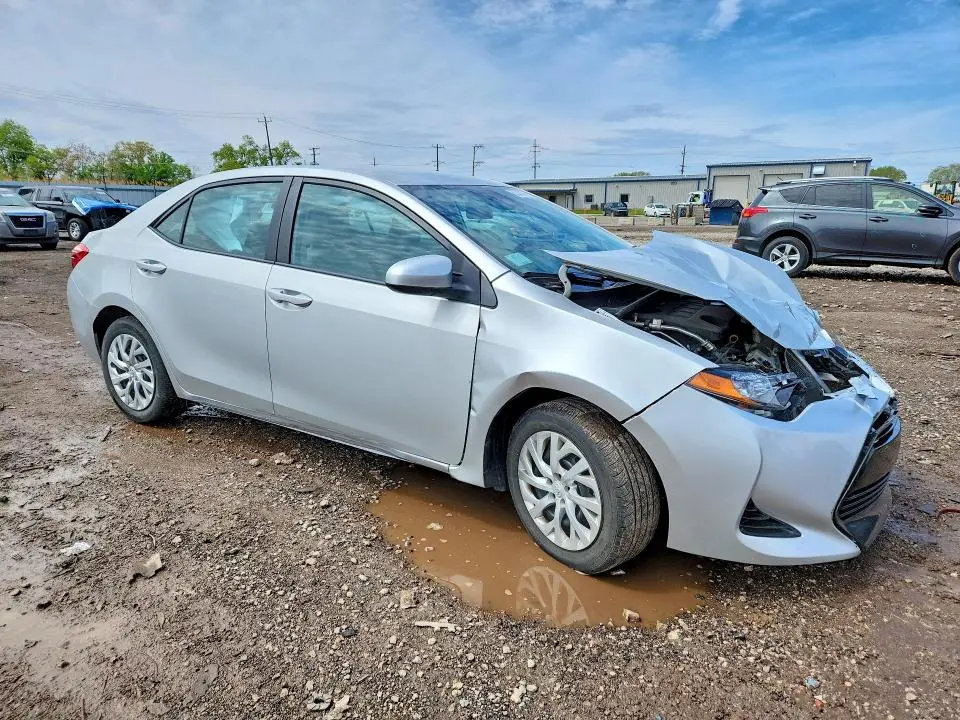 2019 TOYOTA COROLLA LE  
