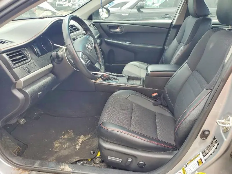 2017 TOYOTA CAMRY SE  