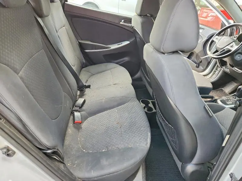 2014 HYUNDAI ACCENT SE  