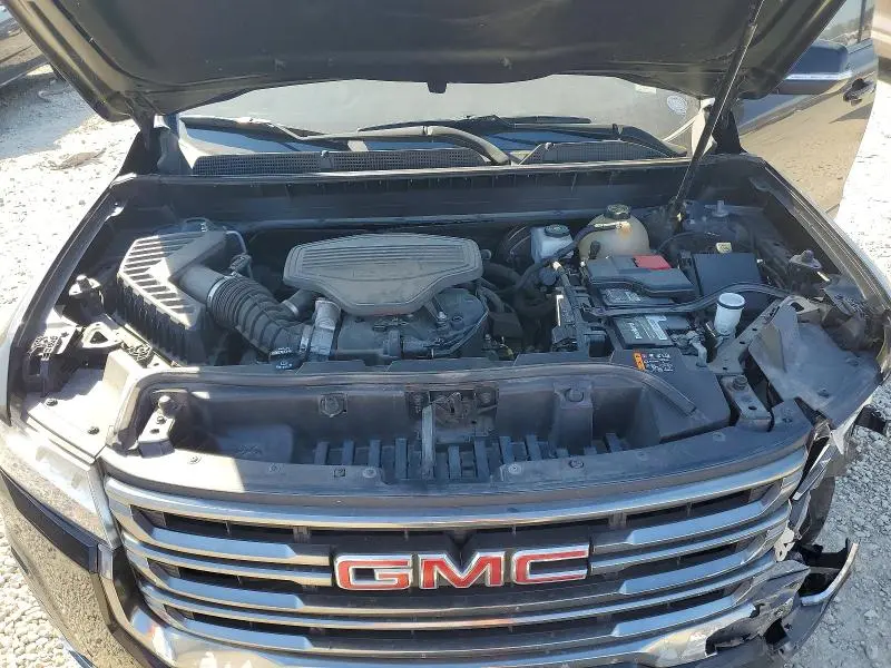 2020 GMC ACADIA AT4  